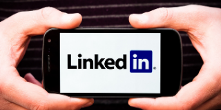 LinkedIn als Business Netzwerk im Recruiting Prozess. Bildquelle: canva.com